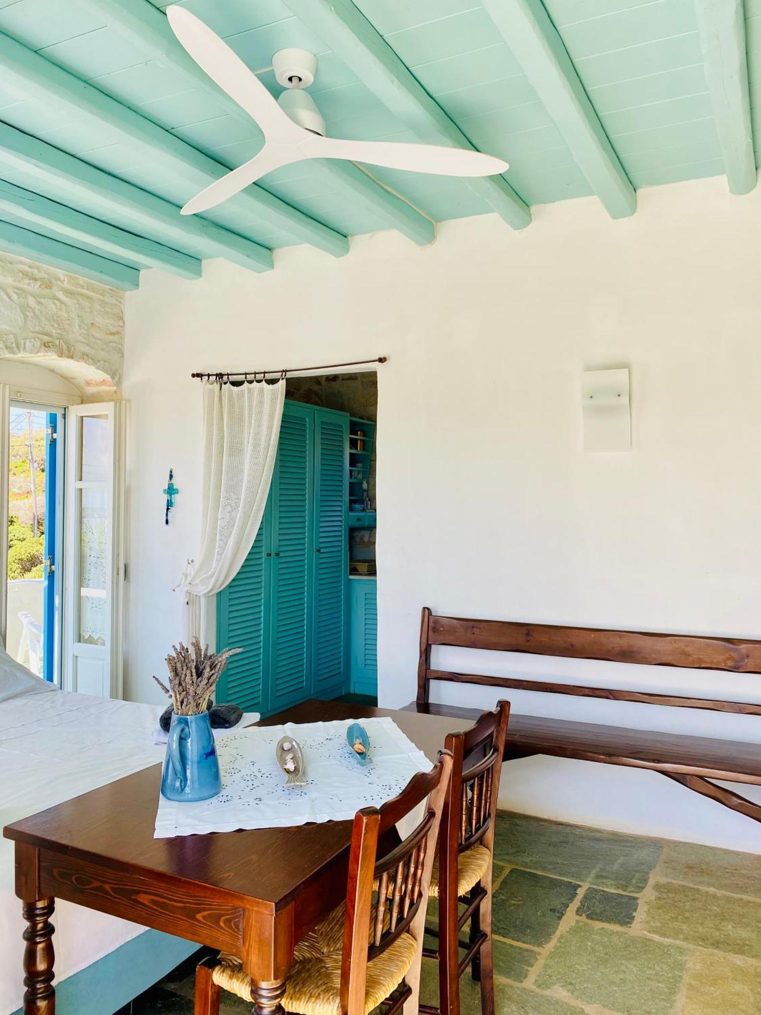 Santa Maria Traditional Stone Studio Exterior photo